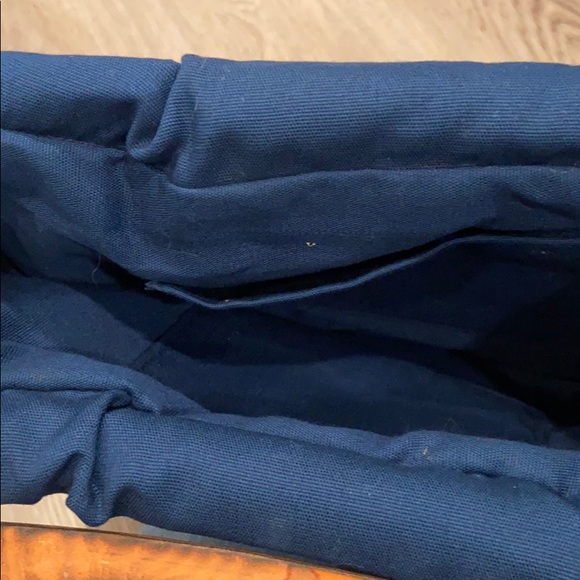 Vintage Quilted Wooden Handle Bag - Picture 4 of 4